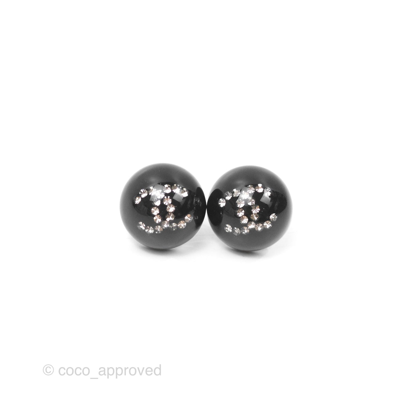 Chanel Round Black CC Earrings 21K