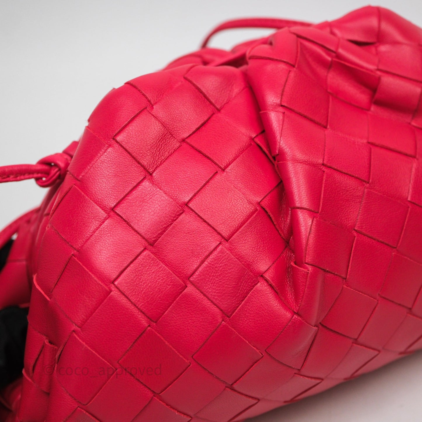 Bottega Veneta Mini Pouch Red Intrecciato Lambskin