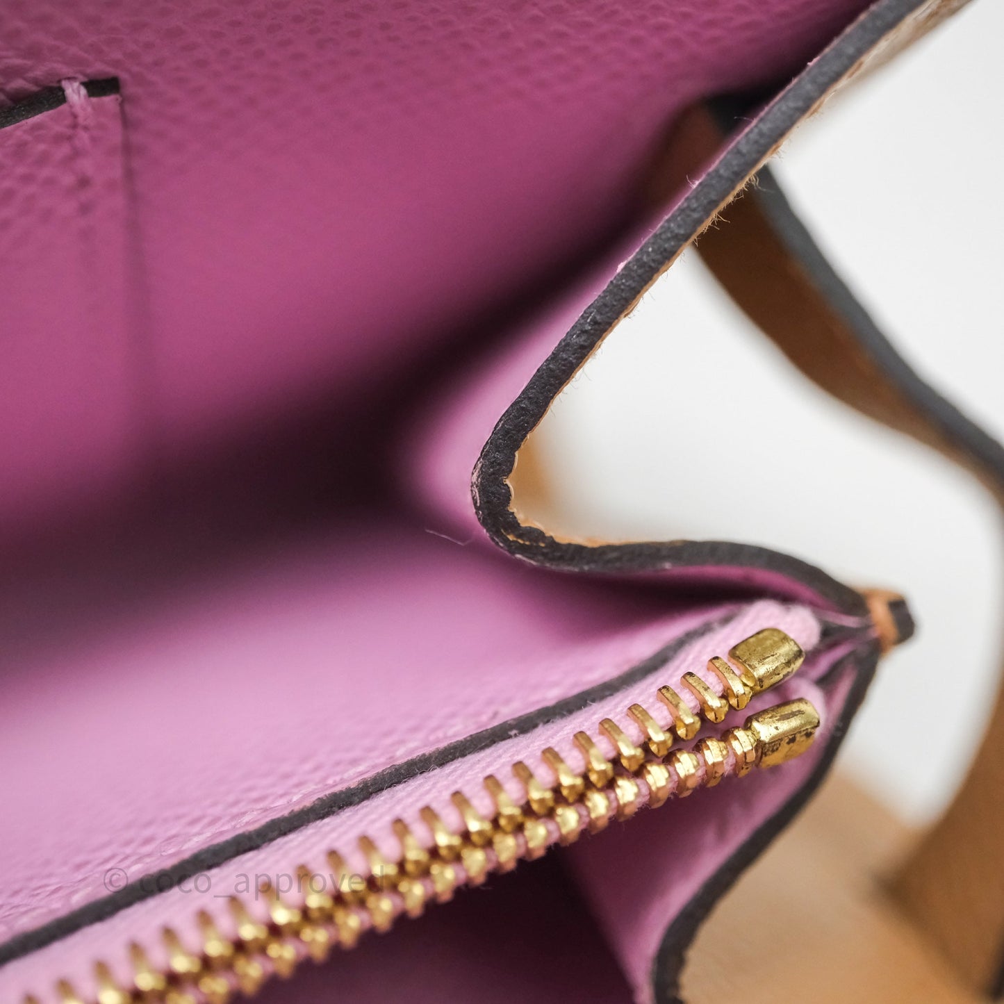 Hermès Kelly To Go Wallet Chai 0M Epsom Gold Hardware