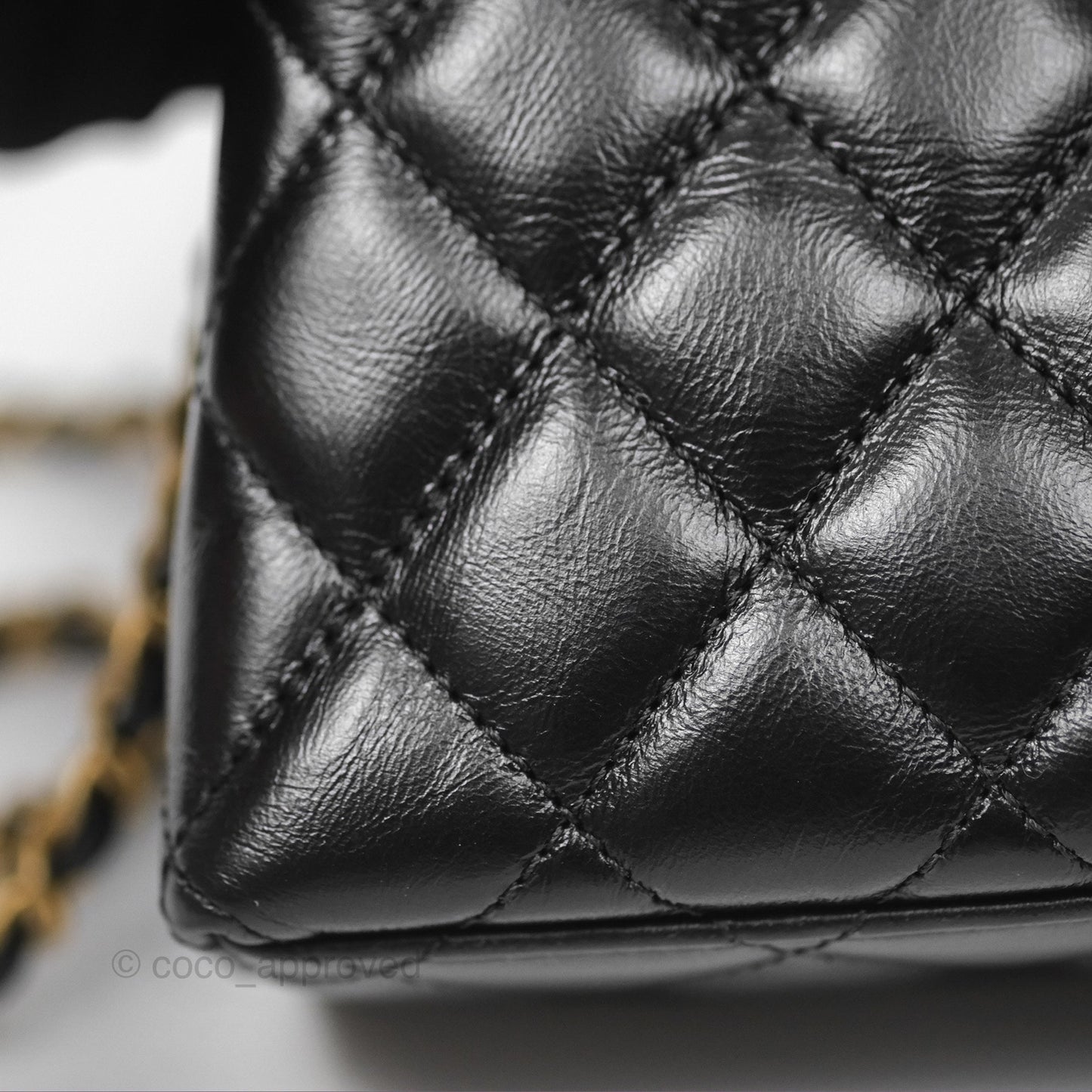 Chanel Kelly Bag Quilted Black Shiny Calfskin Aged Gold Hardware