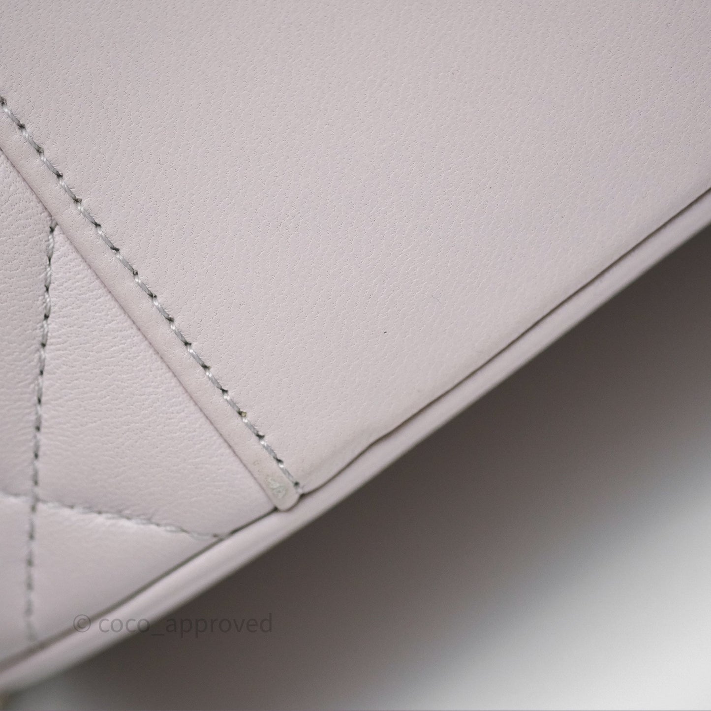 Chanel Trendy CC Vanity Case Lilac Lambskin Gold Hardware