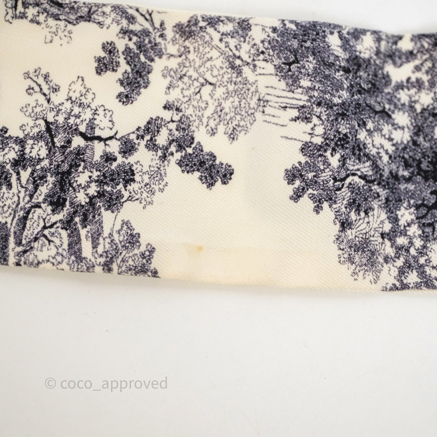 Christian Dior Toile De Jouy Mitzah Silk Twilly Ivory