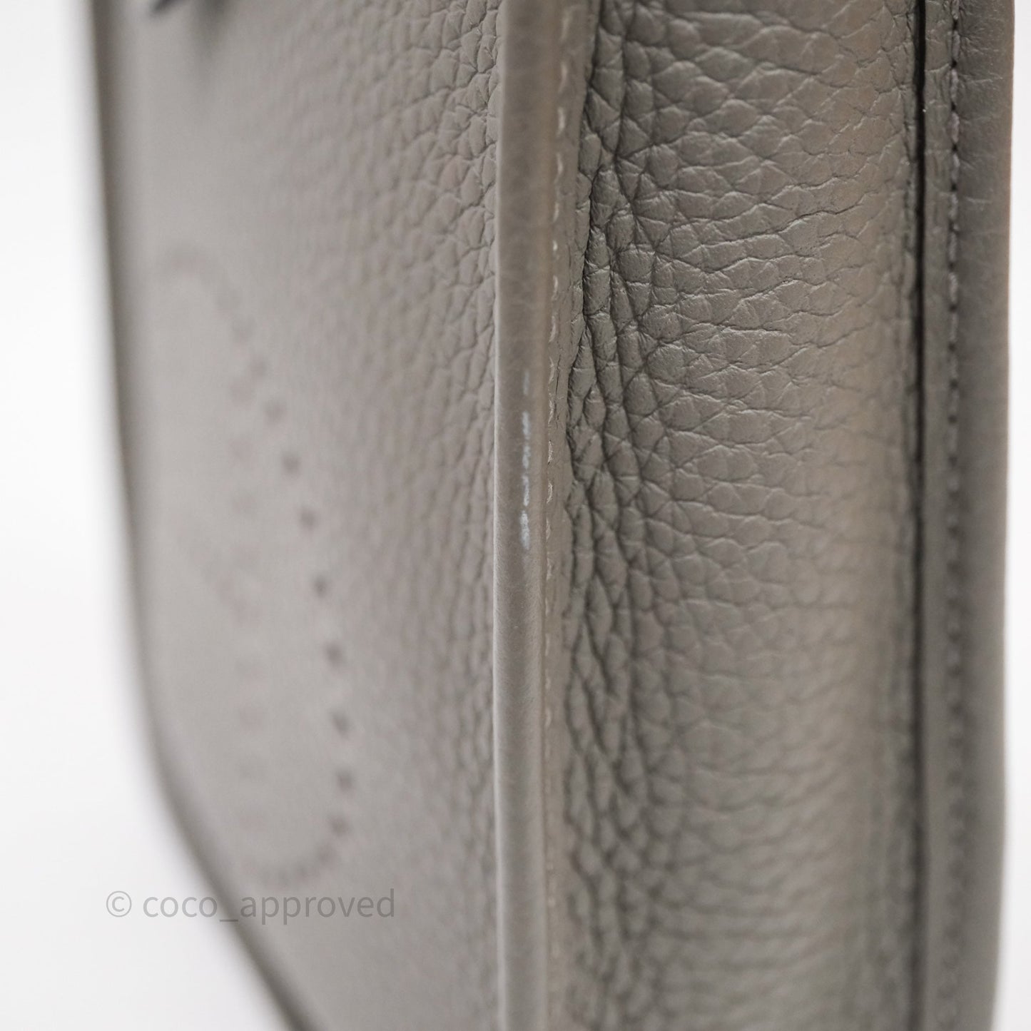 Hermès Mini Evelyne 16 Gris Meyer 0L Clemence Gold Hardware