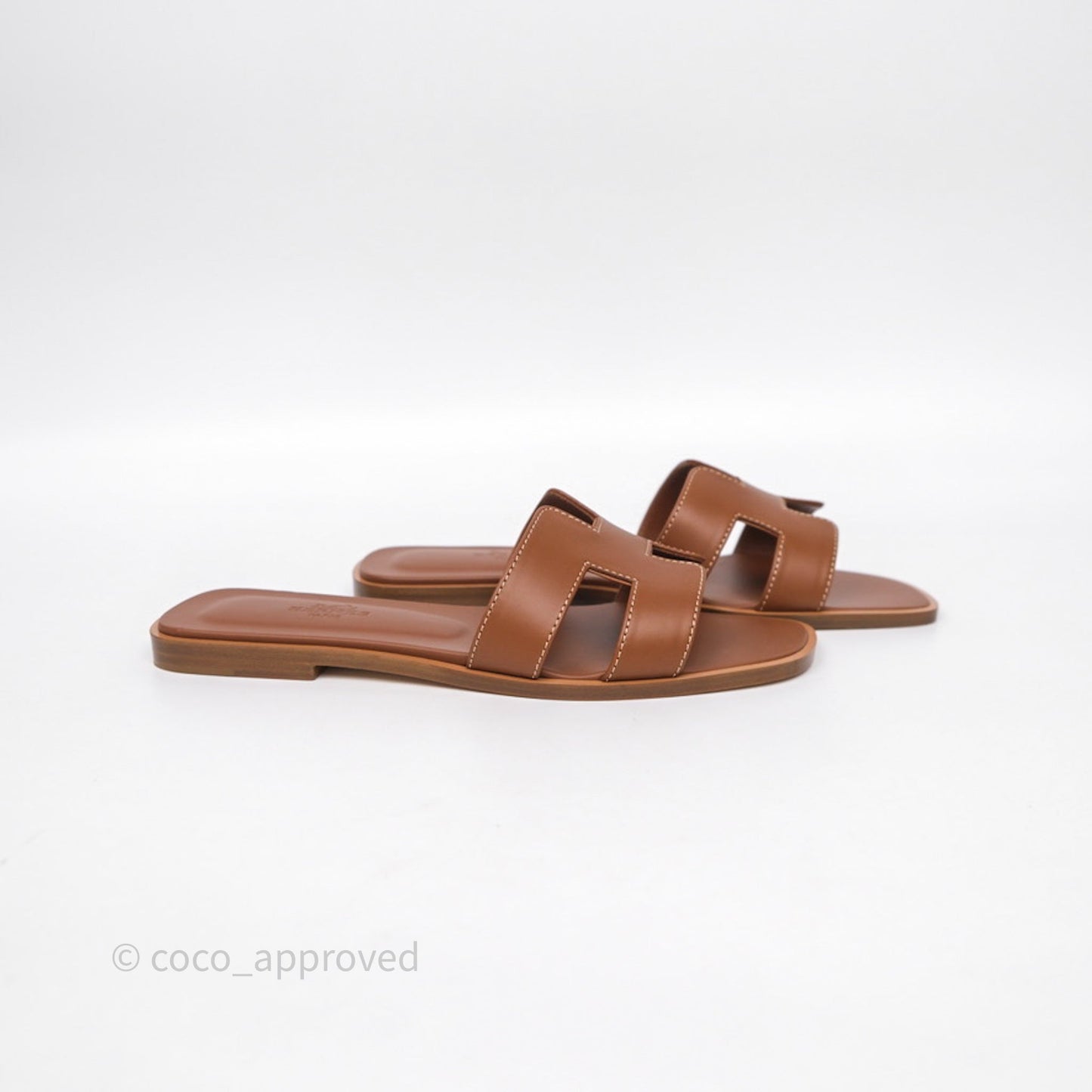 Hermès Oran Sandals Gold Size 36.5