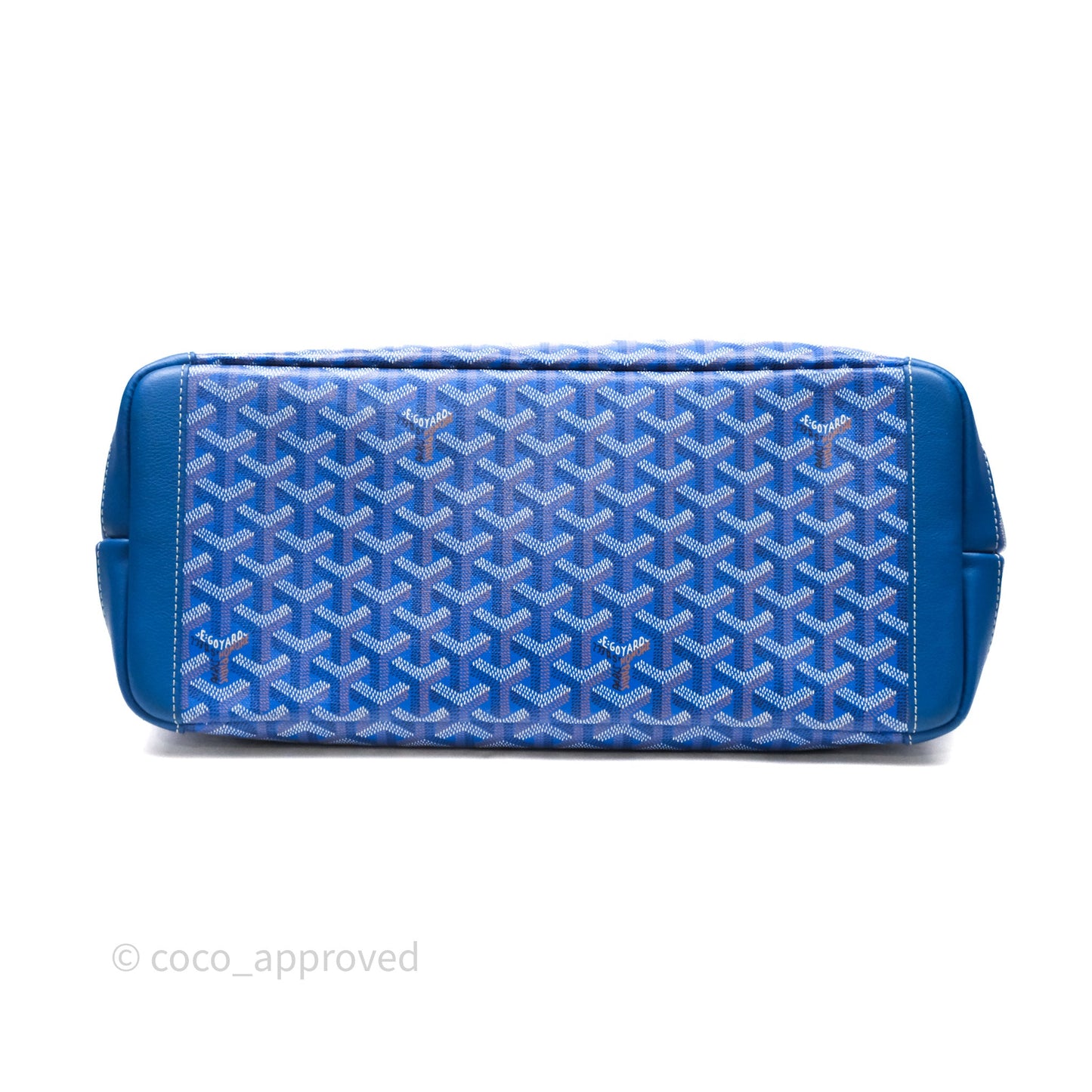Goyard St Artois Tote MM ⁣⁣⁣⁣⁣⁣⁣⁣⁣⁣⁣⁣⁣⁣⁣⁣⁣⁣⁣⁣Blue Canvas