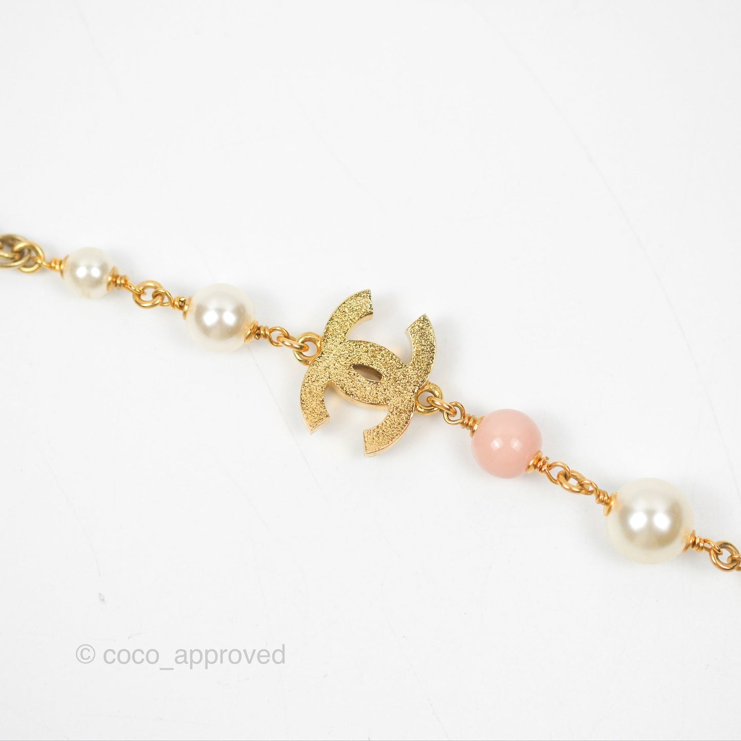 Chanel CC Pearl Pink Bead Necklace Gold Tone 22A