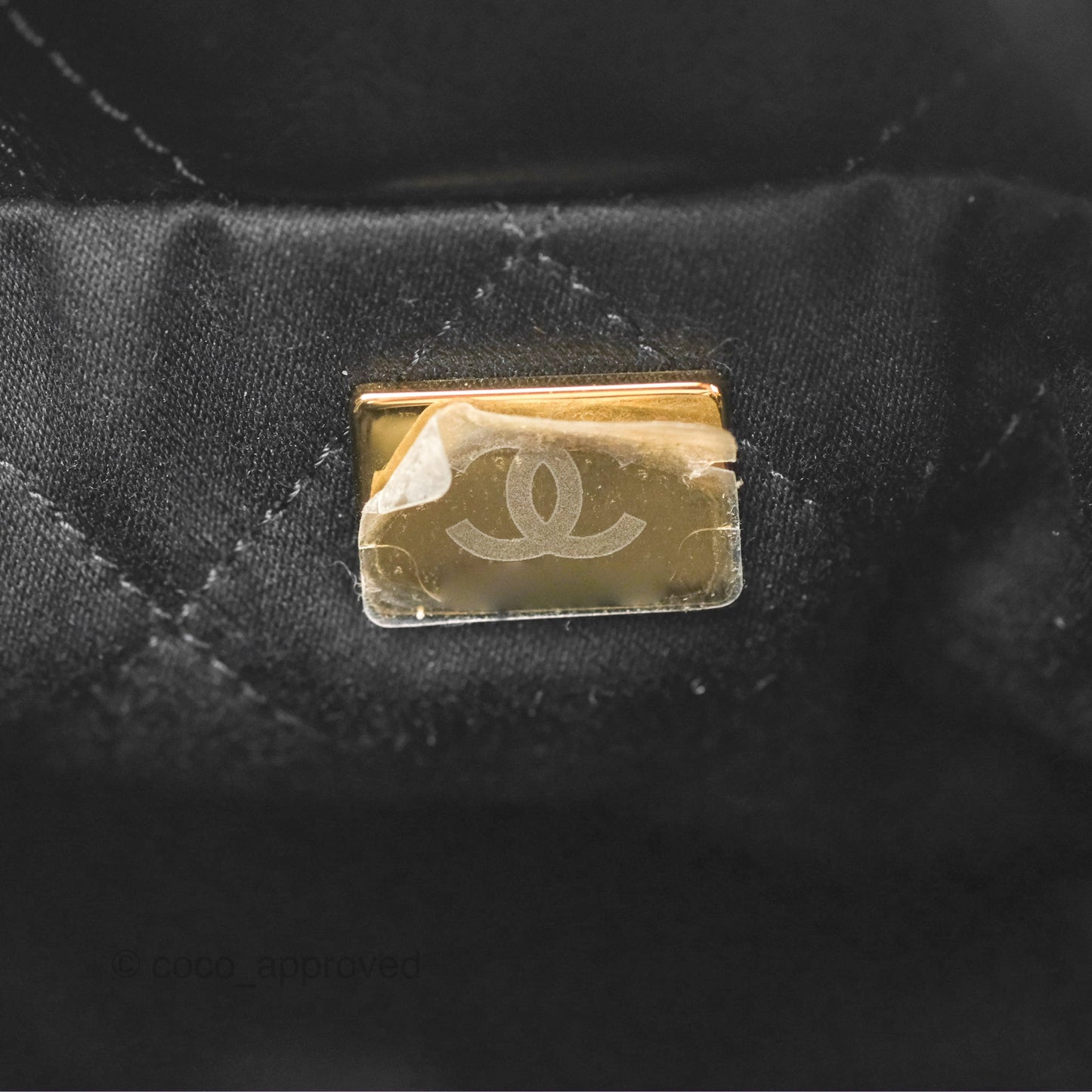 Chanel 22 Mini Bag Black Shiny Crumpled Calfskin