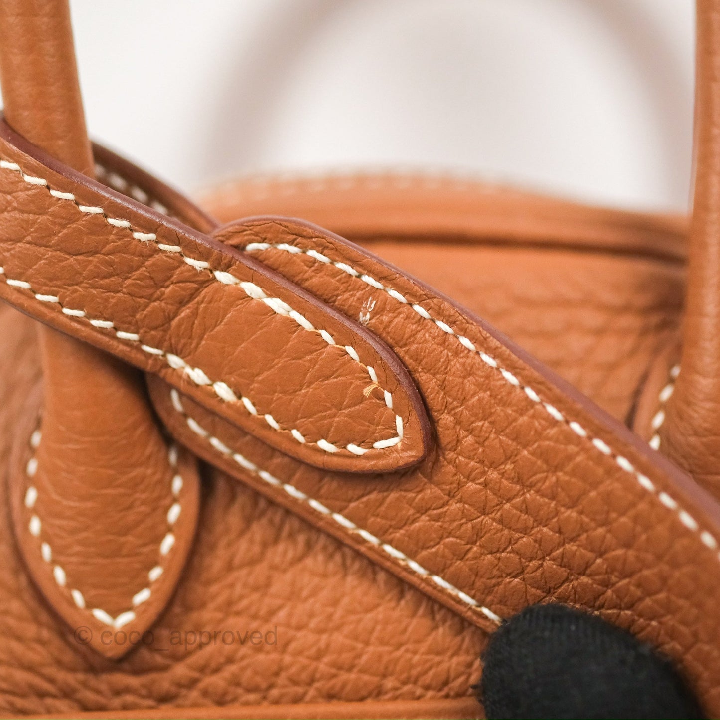 Hermès Mini Lindy 20 Gold Clemence Gold Hardware