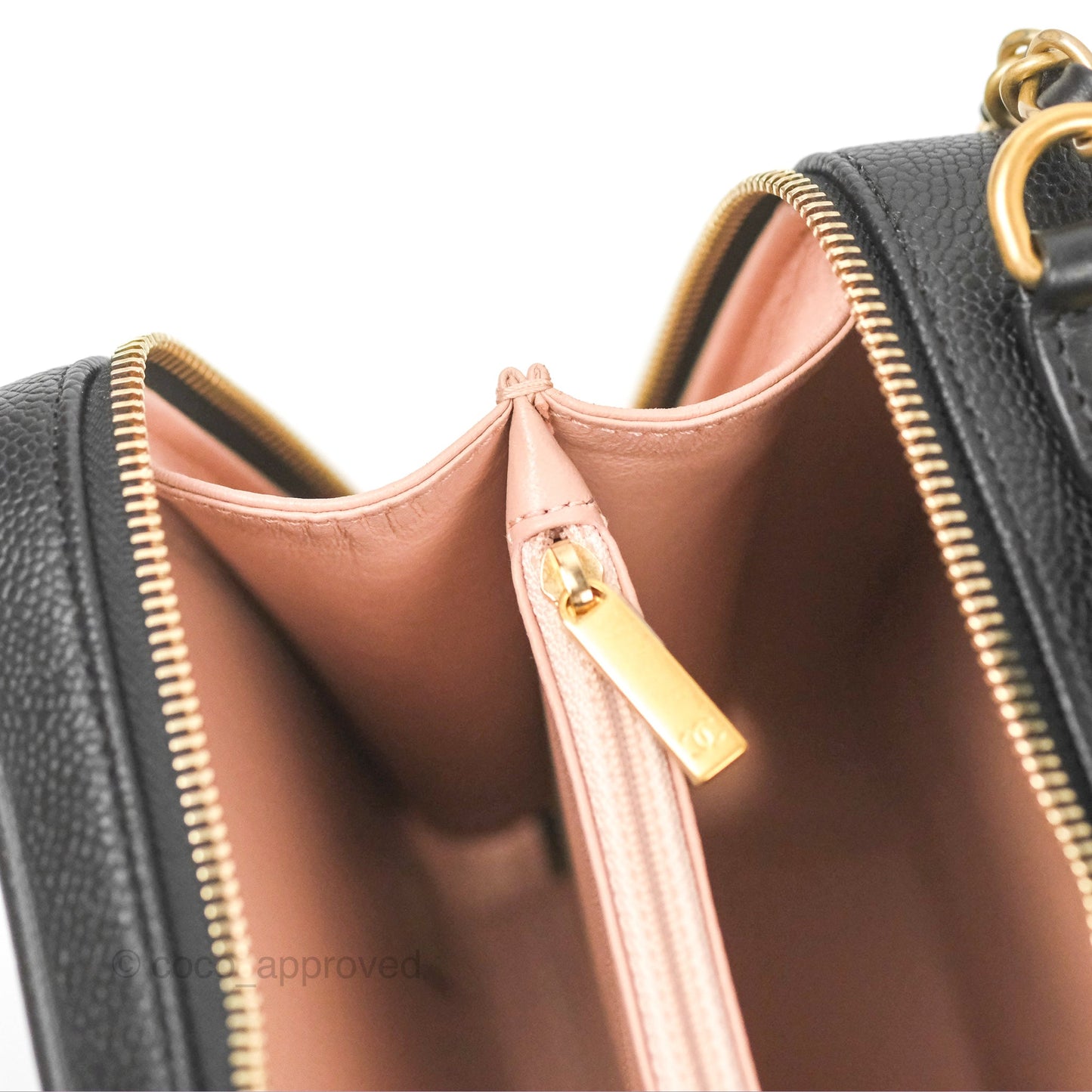 Chanel Quilted Medium CC Filigree Vanity Case Black Caviar Gold Hardware