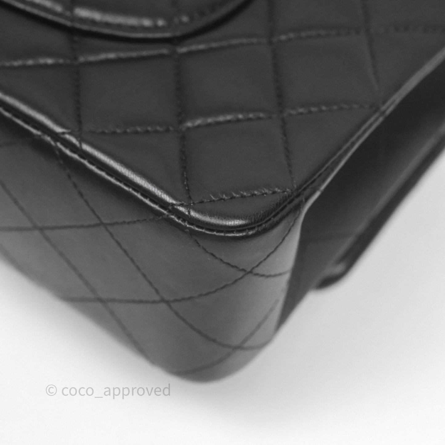 Chanel Classic M/L Medium Flap Quilted Black Lambskin Gold Hardware