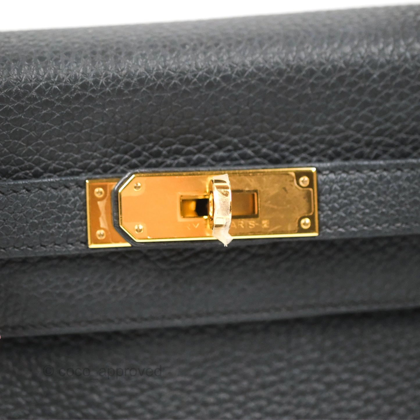 Hermès Retourne Kelly 28 Black Togo Gold Hardware