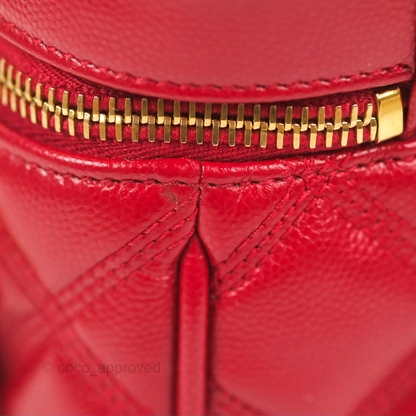 Saint Laurent 80's Vanity Bag Quilted Red Grained Calfskin
