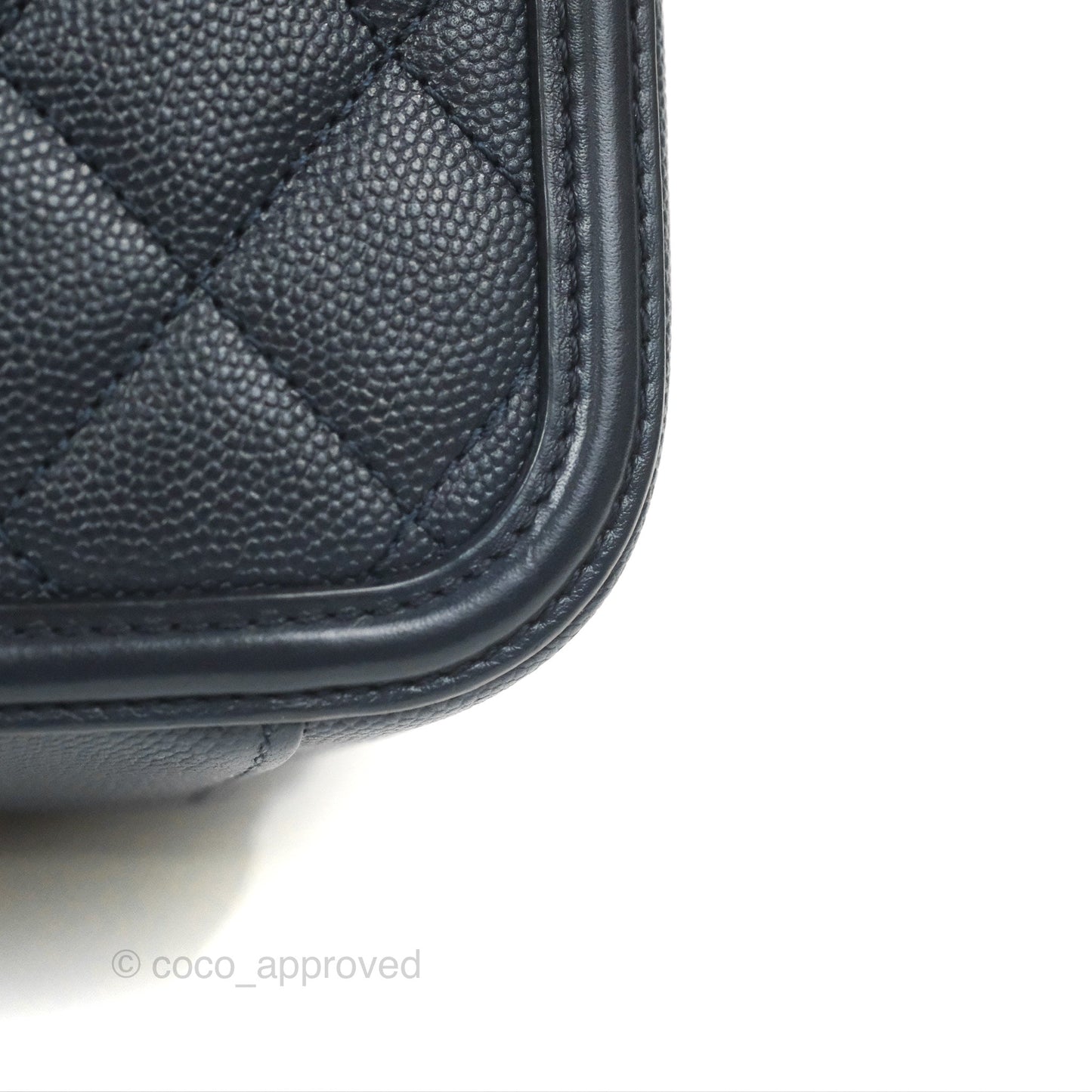Chanel Quilted Medium CC Filigree Vanity Case Dark Navy Caviar Gold Hardware