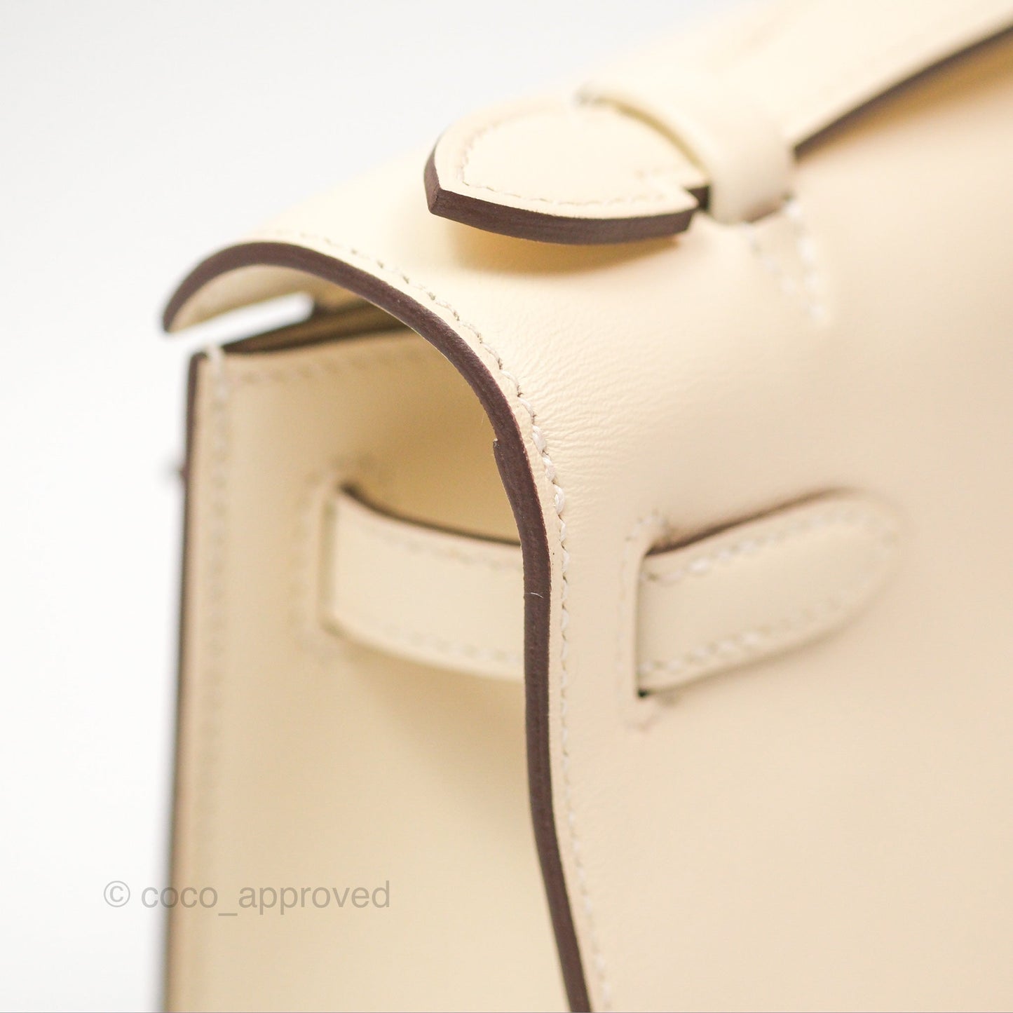 Hermès Kelly Mini Pochette Nata I2 Swift Gold Hardware