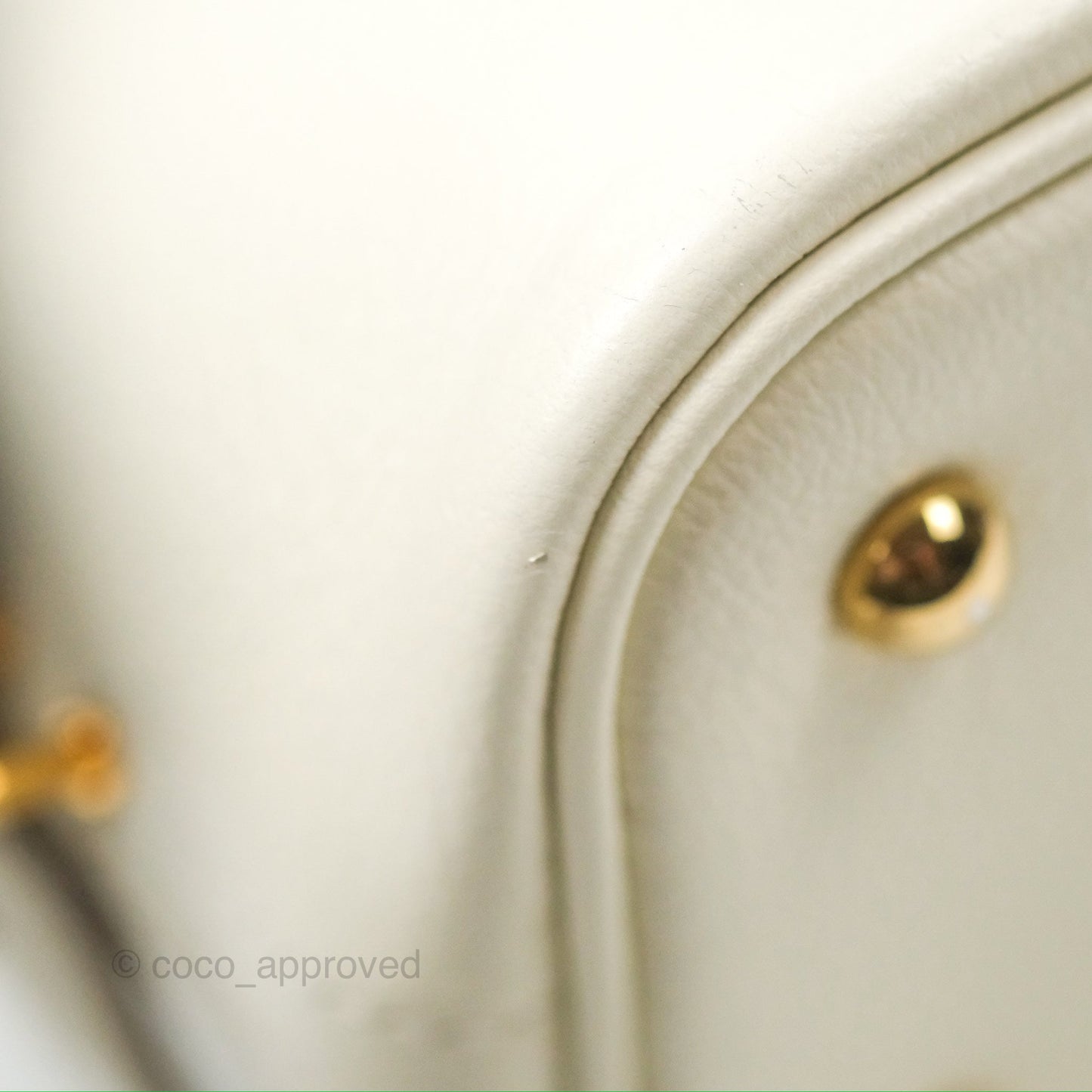 Hermès Bolide 1923 25 Mushroom 0T/Biscuit 48 Evercolor Gold Hardware