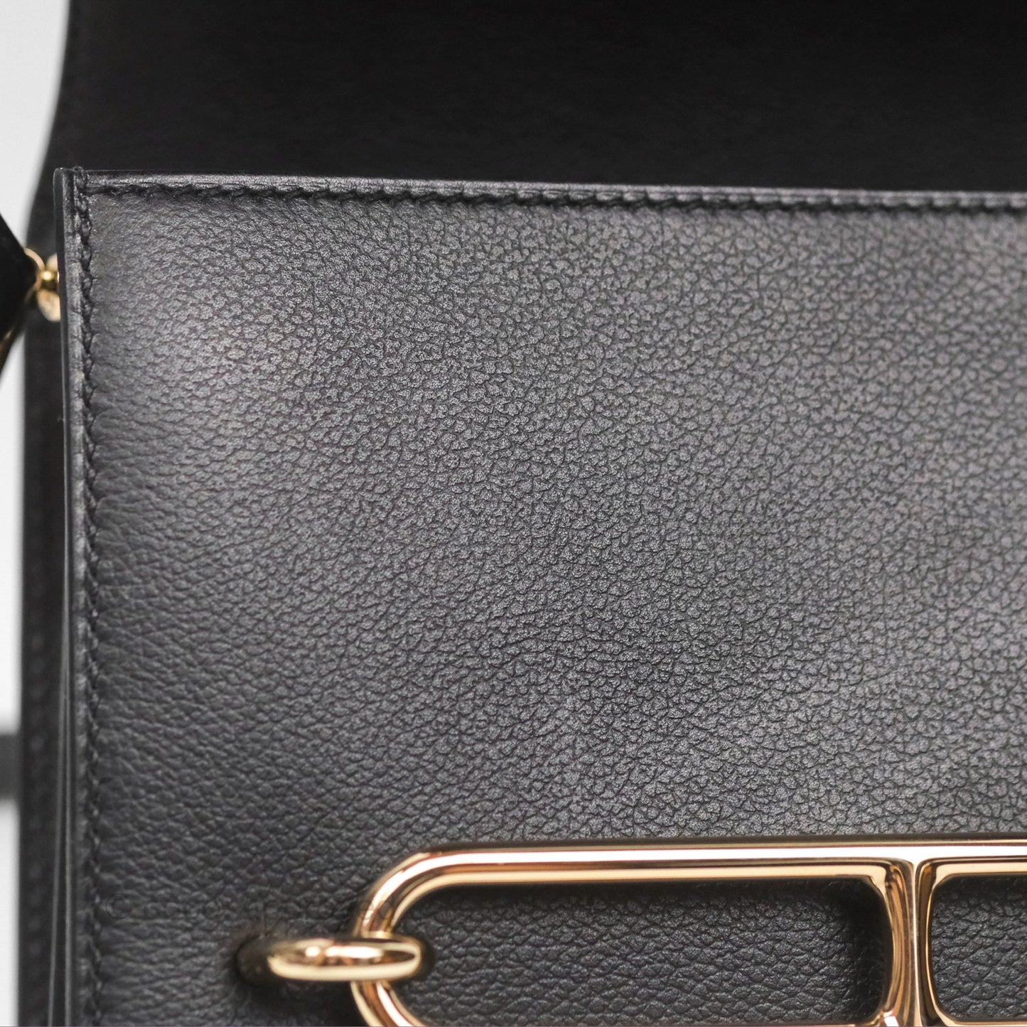 Hermès Roulis Mini 18 Black Noir 89 Veau Evergrain Permabrass Hardware