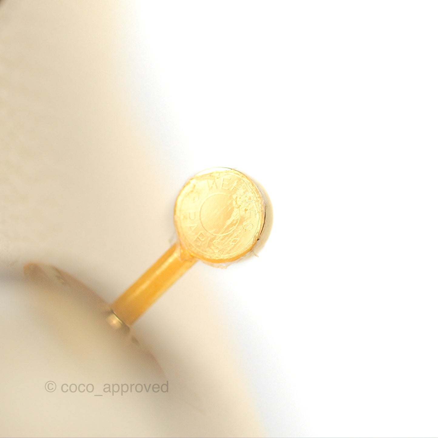 Hermès Lindy 26 Nata Taurillon Clemence Gold Hardware