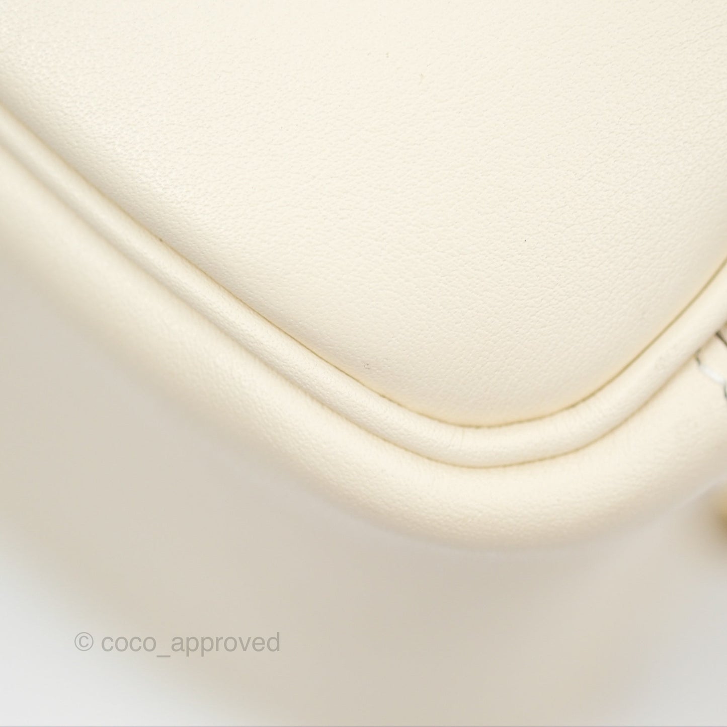 Hermès Lindy 26 Nata/Lime Swift Gold Hardware