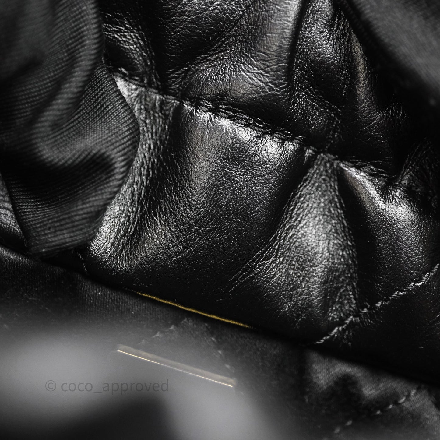 Chanel 22 Mini Bag Black Shiny Crumpled Calfskin Aged Gold Hardware