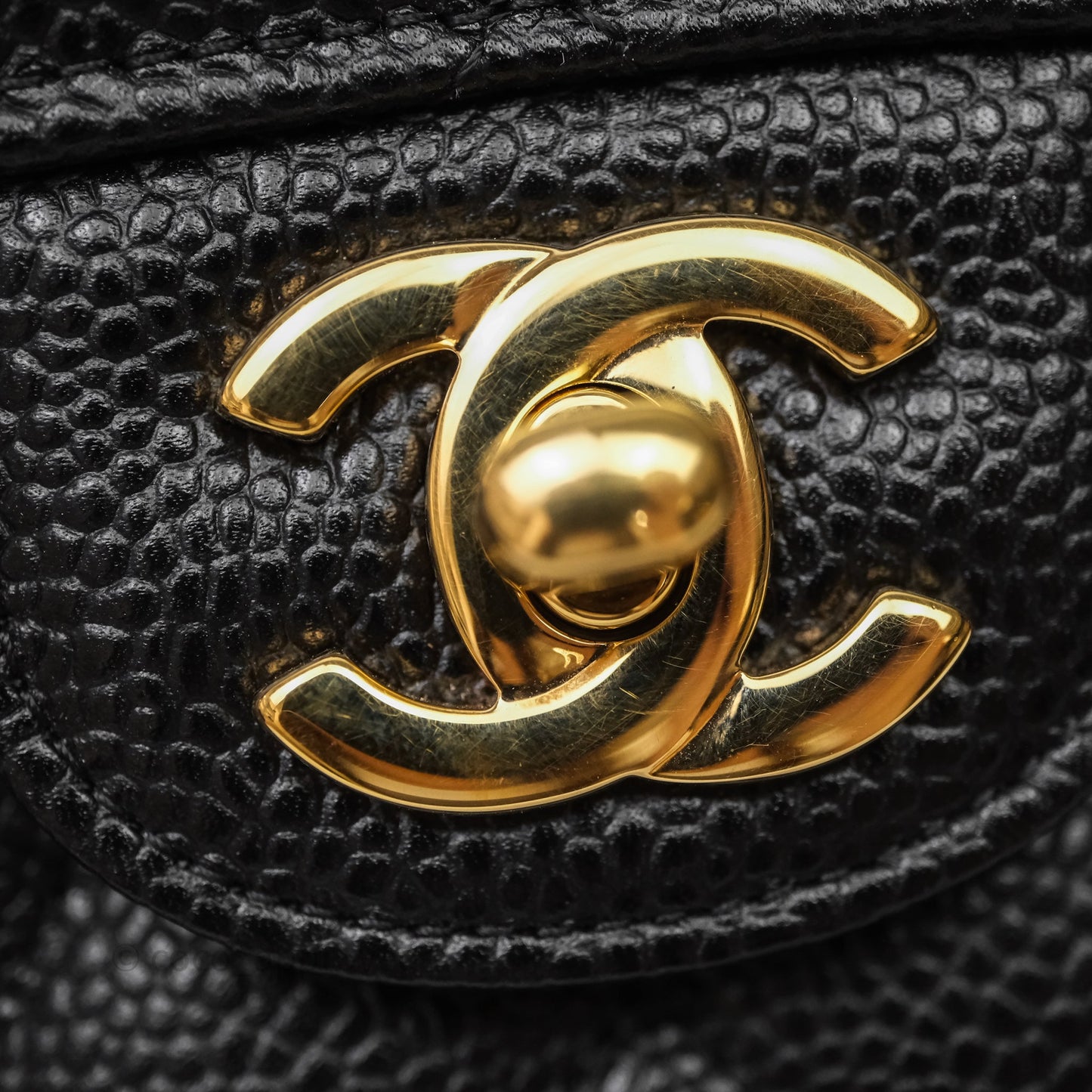 Chanel Classic M/L Medium Flap Quilted Black Caviar Gold Hardware