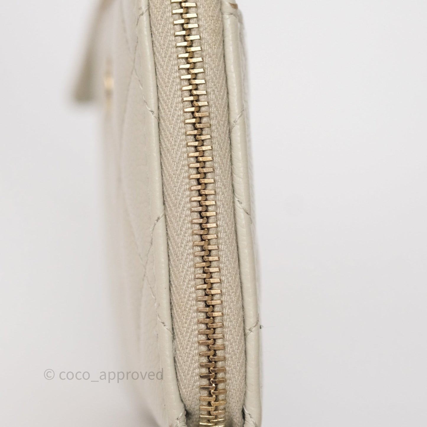 Chanel Zipper Card Holder Wallet Light Grey Caviar Gold Hardware