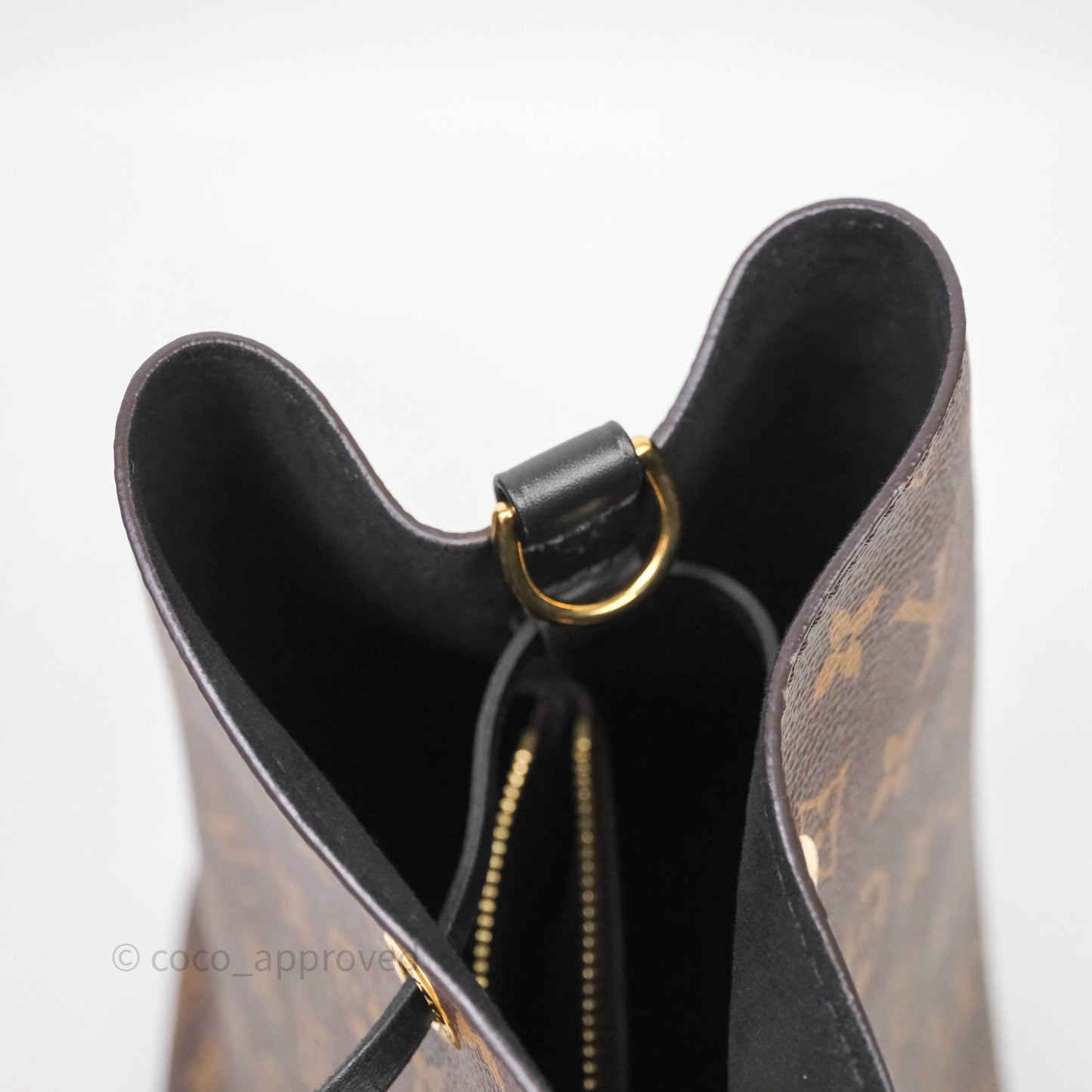Louis Vuitton NéoNoé MM Black Monogram Canvas