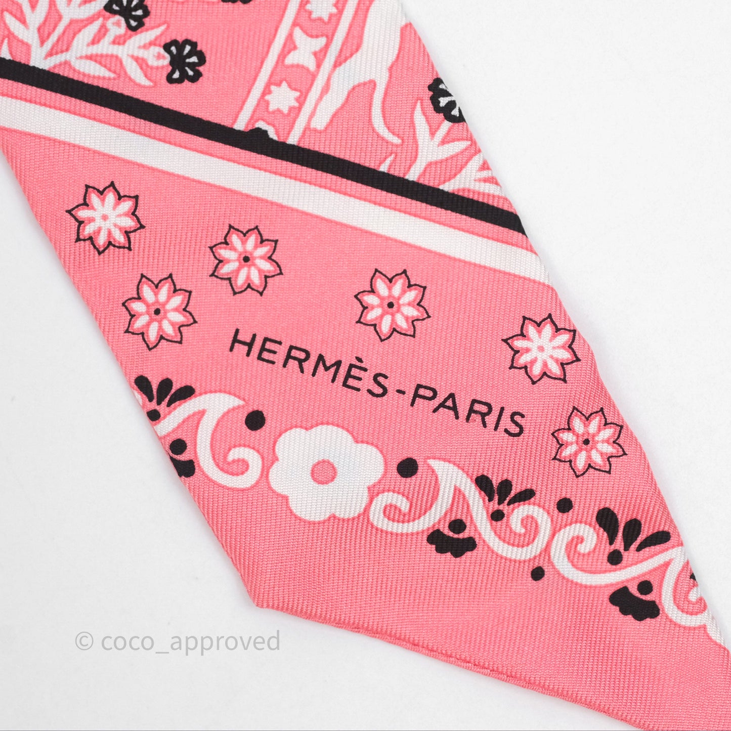 Hermès Peuple Du Vent Silk Twilly
