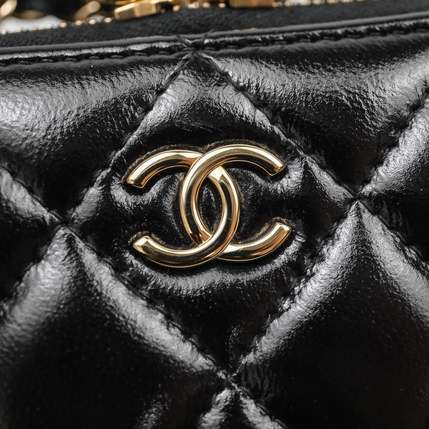 Chanel Small Top Handle Vanity Case Black Shiny Crumpled Calfskin Gold Hardware