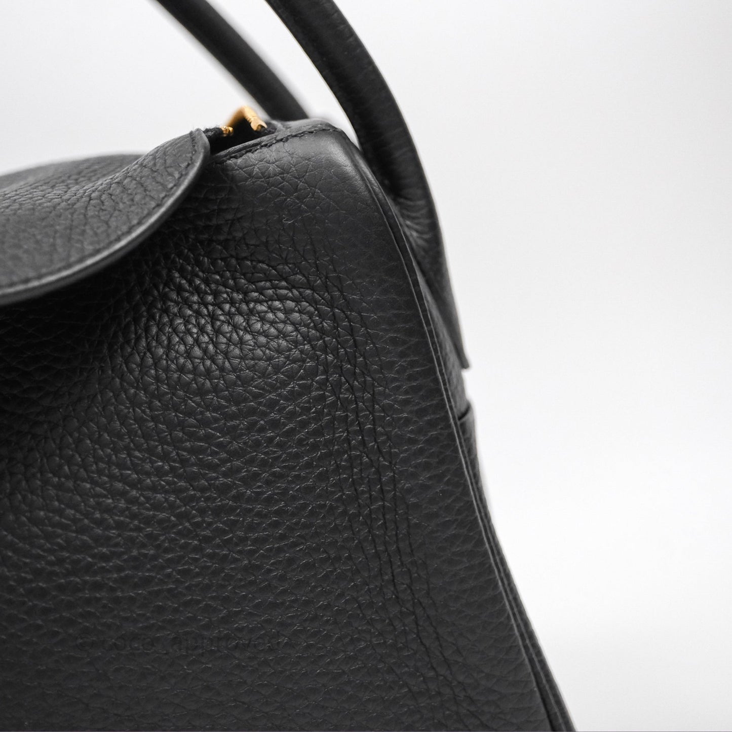 Hermes Lindy 26 Black Noir 89 Clemence Gold Hardware