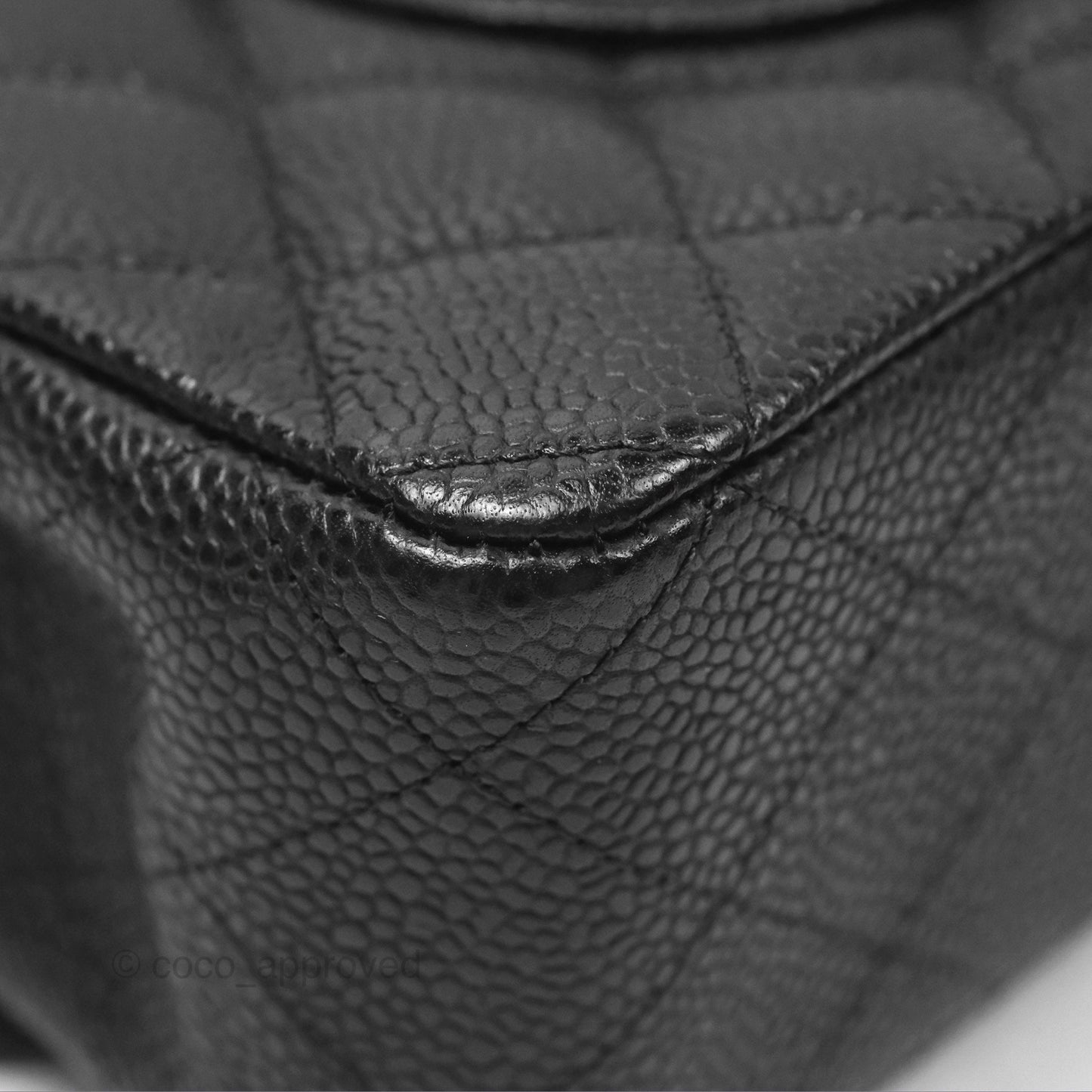 Chanel Classic M/L Medium Flap Quilted Black Caviar Gold Hardware