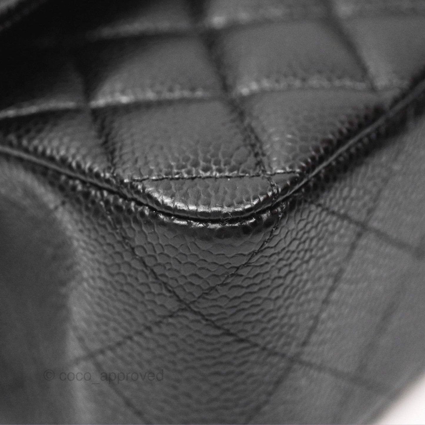 Chanel Classic M/L Medium Flap Quilted Black Caviar Gold Hardware