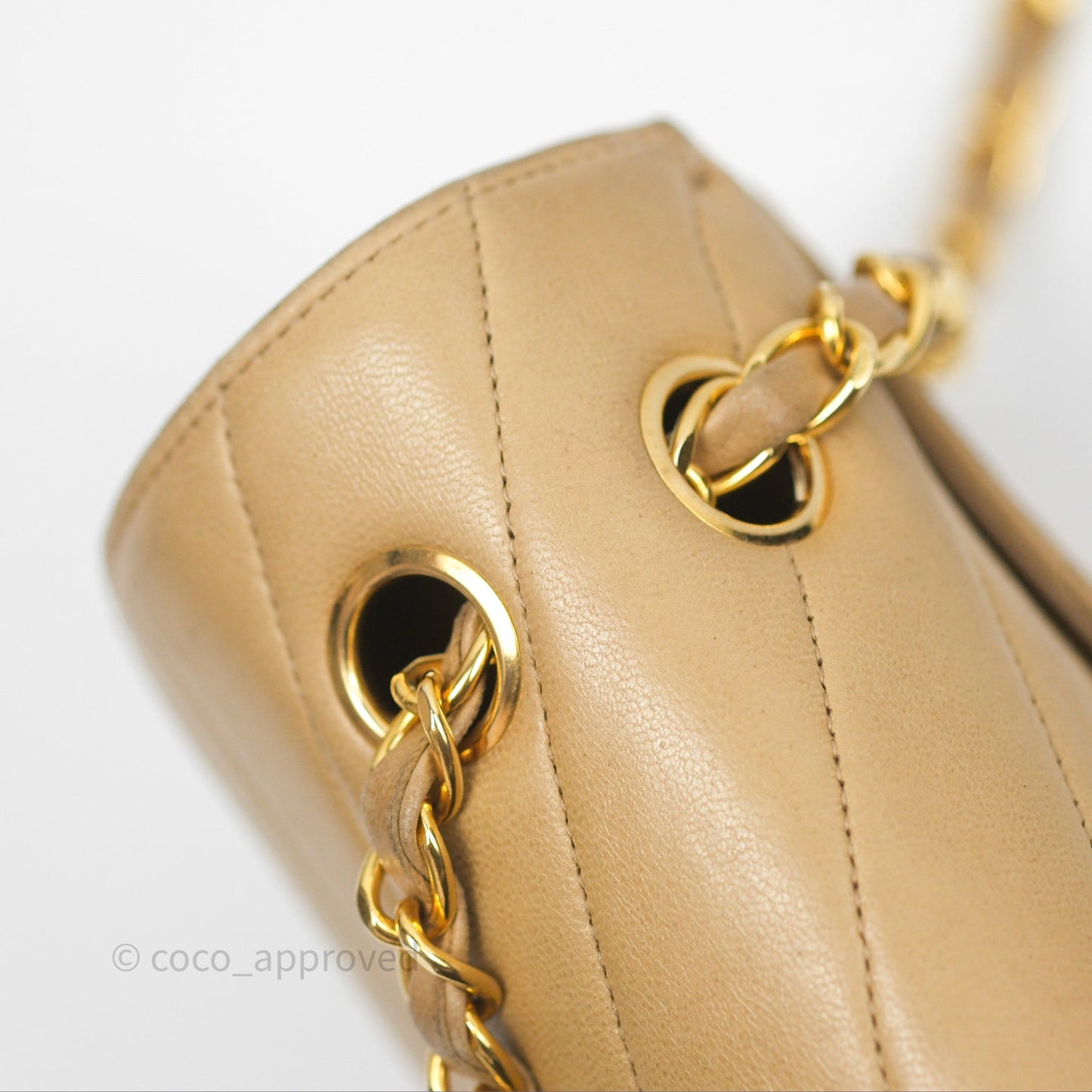 Chanel Vintage Medium Flap Chevron Beige Lambskin 24K Gold Hardware
