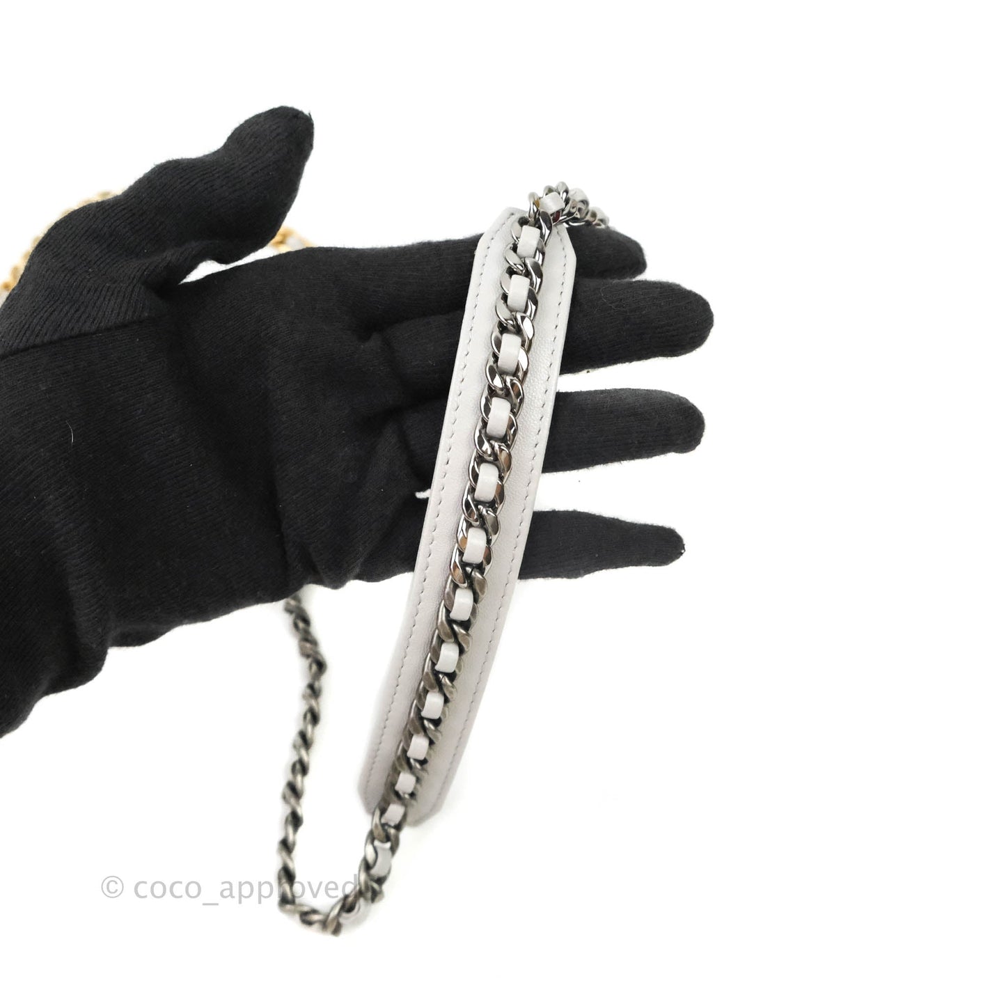 Chanel 19 Card Holder With Chain Grey Mixed Hardware