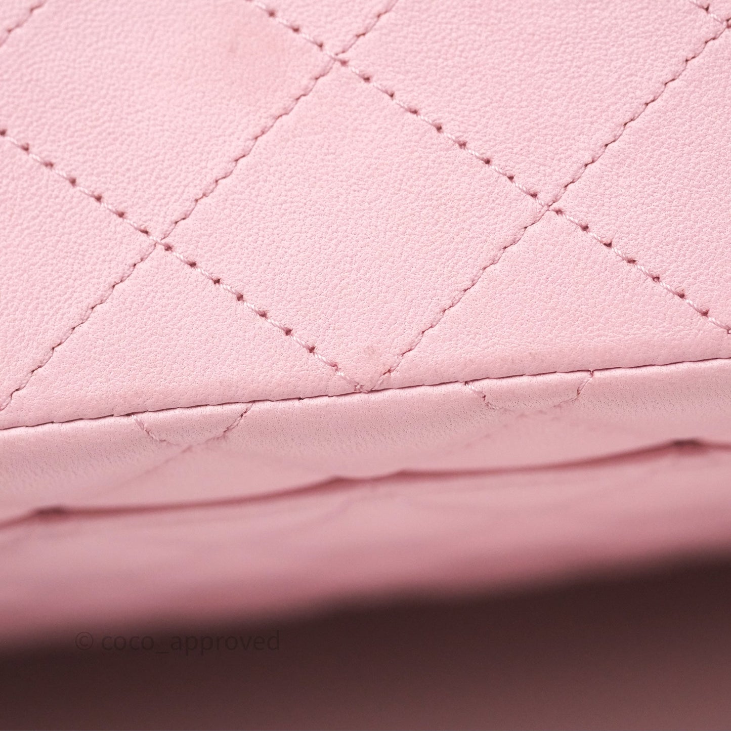 Chanel Classic M/L Medium Flap Quilted Pink Lambskin Gold Hardware