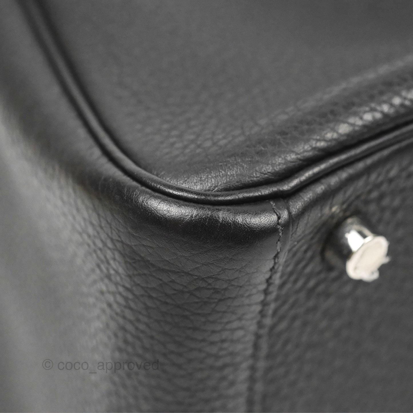 Hermès Lindy 26 Black Clemence Silver Hardware