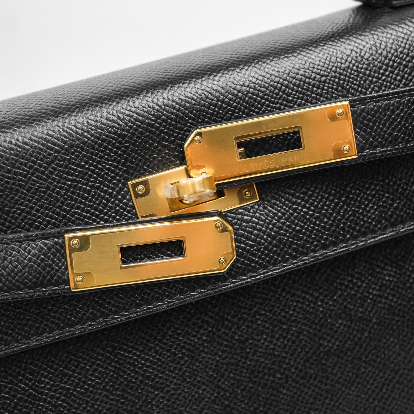 Hermès Kelly 28 Sellier Black Noir 89 Epsom Gold Hardware