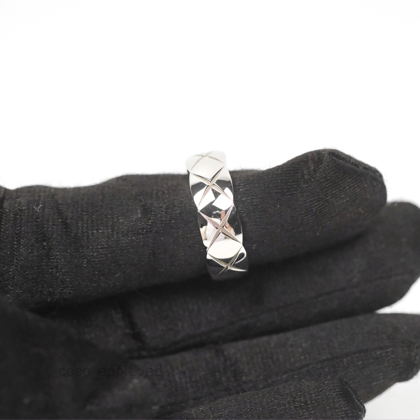 Chanel Coco Crush Ring Small Version 18K White Gold Size 53