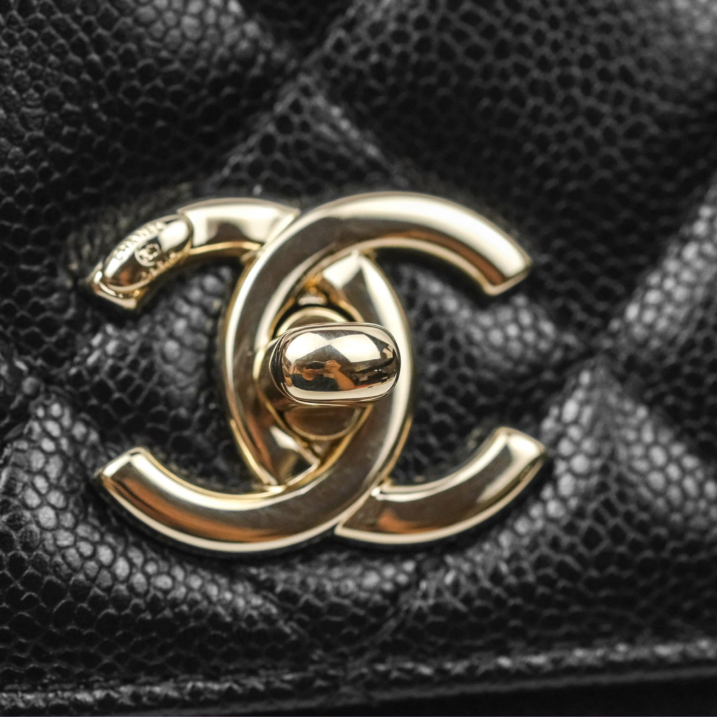 Chanel Quilted Medium Business Affinity Flap Black Caviar Light Gold Hardware