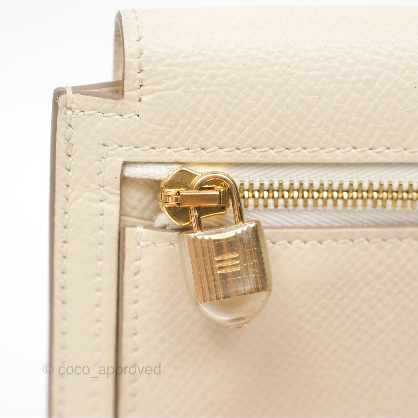 Hermès Kelly Pocket Compact Wallet Nata I2 Gold Hardware
