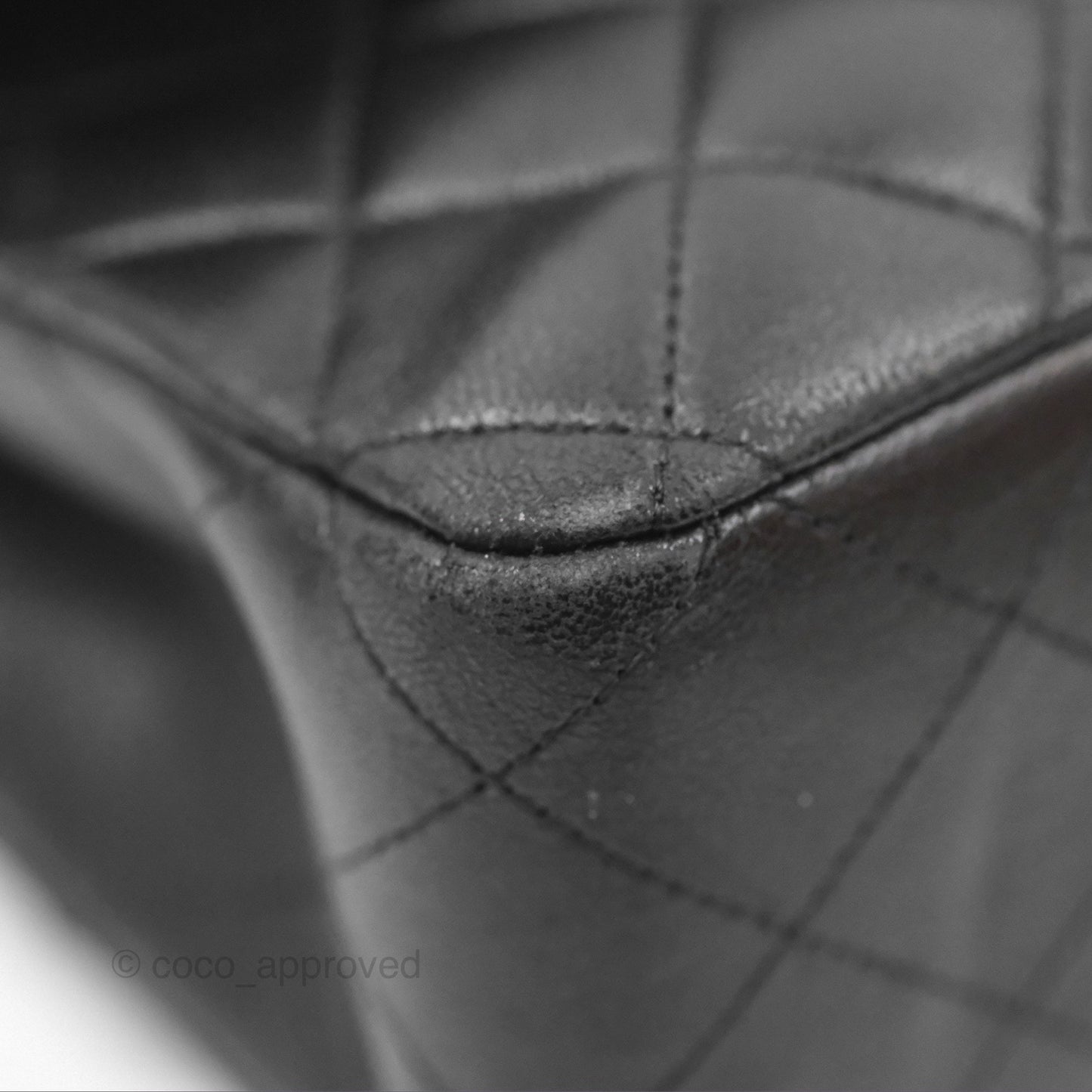 Chanel Classic M/L Medium Flap Quilted Black Lambskin Gold Hardware