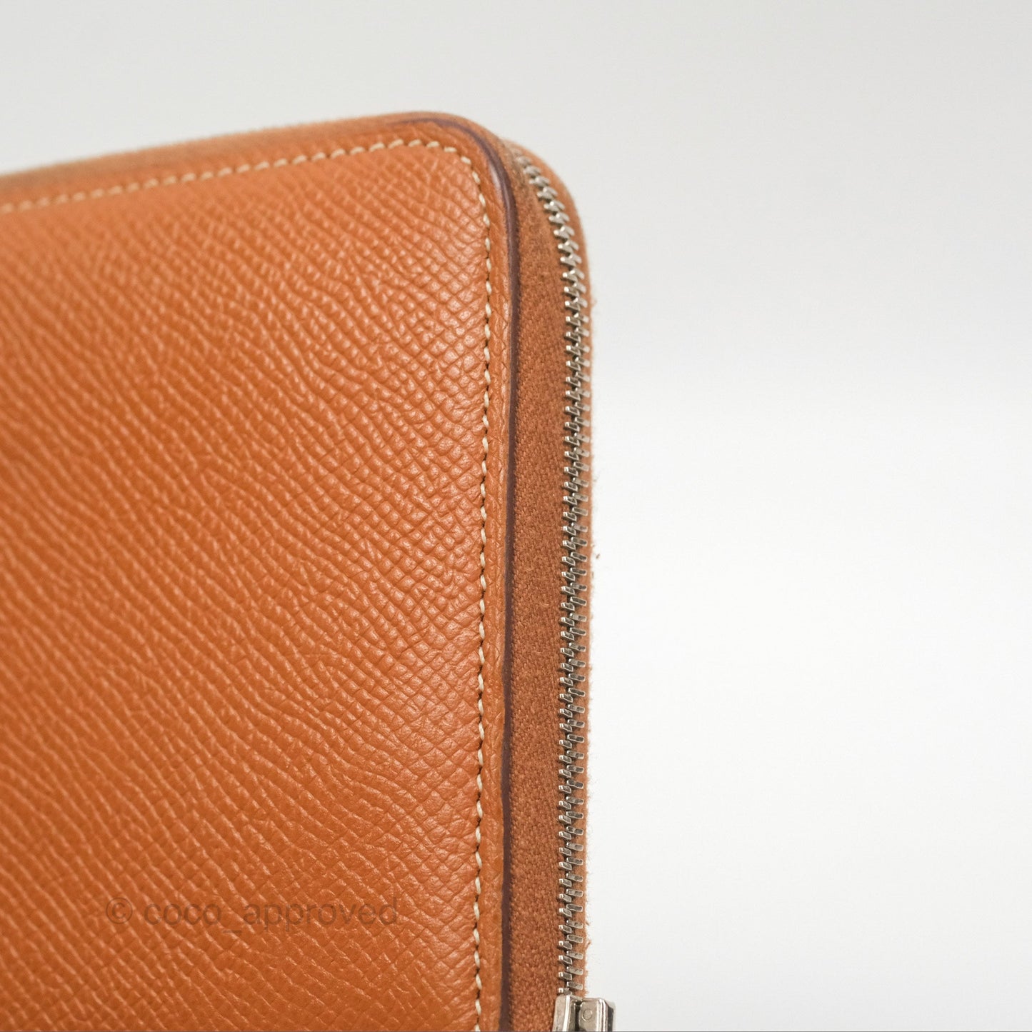Hermès Silk In Classique Long Wallet Gold Epsom