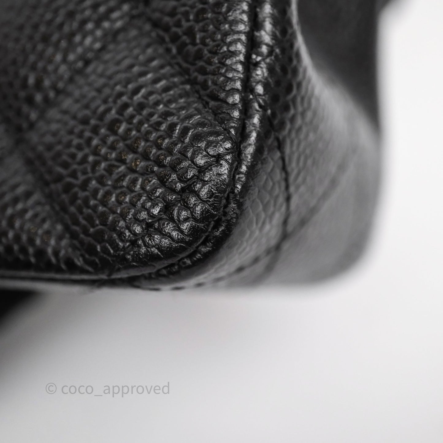 Chanel Classic M/L Medium Flap Quilted Black Caviar Silver Hardware