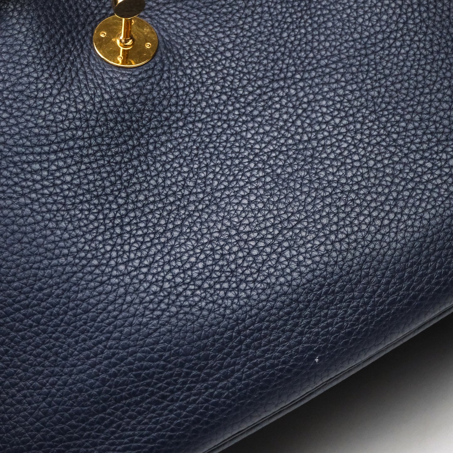 Hermès Lindy 30 Bleu Nuit 2Z Clemence Gold Hardware