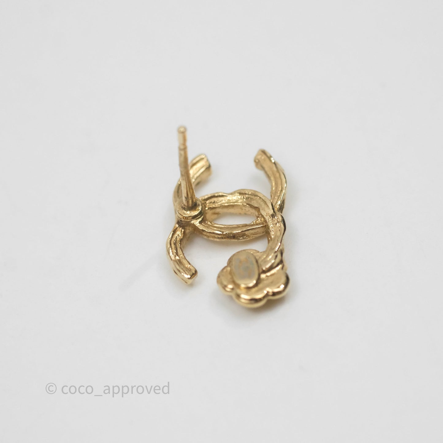 Chanel CC Camellia Earrings Gold Tone 22A
