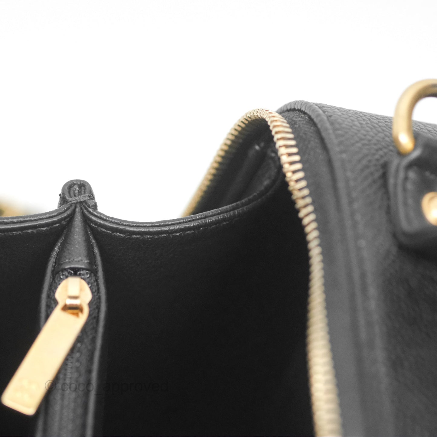 Chanel Quilted Medium CC Filigree Vanity Case Black Caviar Aged Gold Hardware