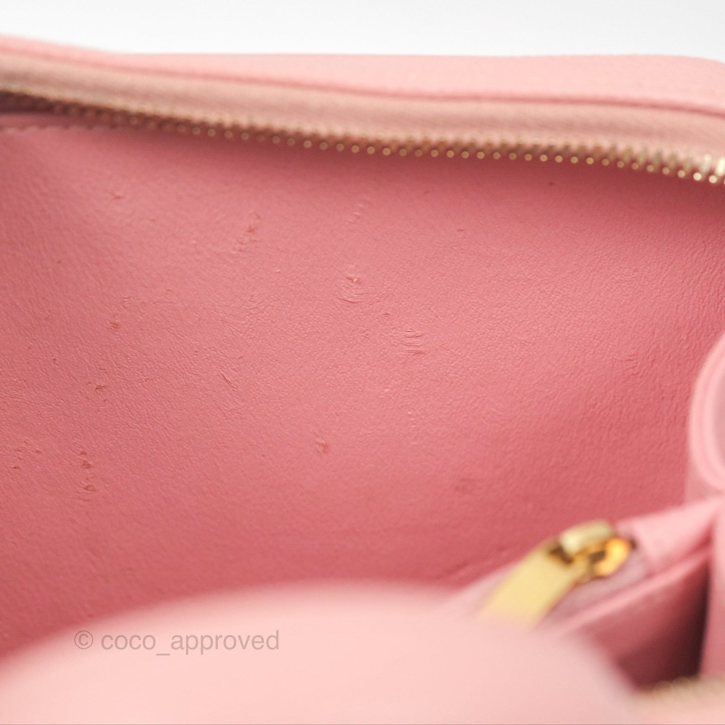 Chanel Quilted Medium CC Filigree Vanity Case Pink Caviar Gold Hardware