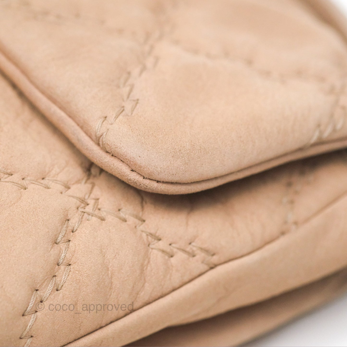 Chanel Double Stitch Hamptons Clutch With Chain Beige Washed Calfskin