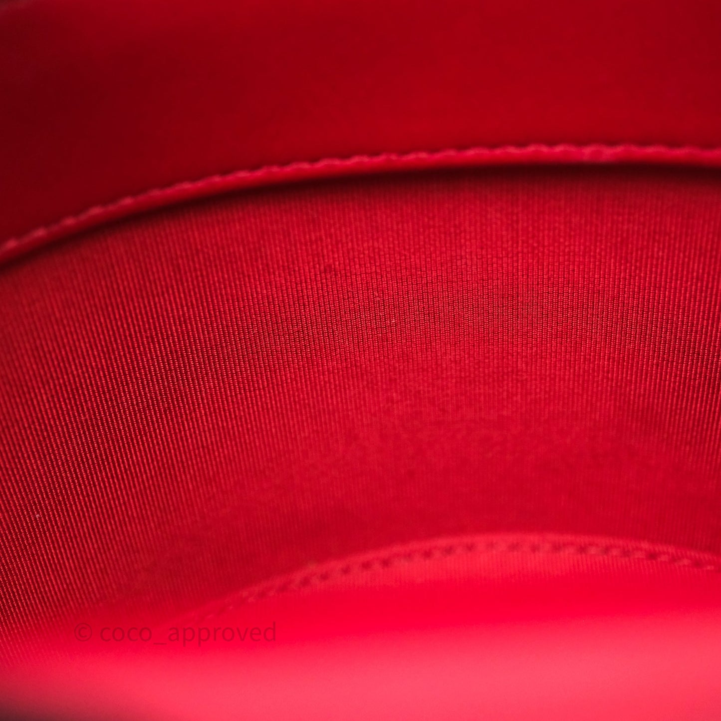 Chanel CC Vanity Case Red Calfskin Aged Gold Hardware