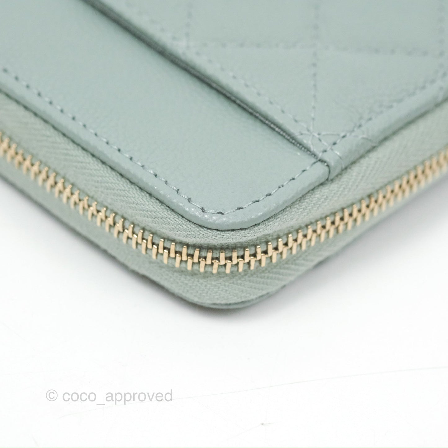 Chanel Zip Coin Purse Card Holder Tiffany Green Caviar Gold Hardware
