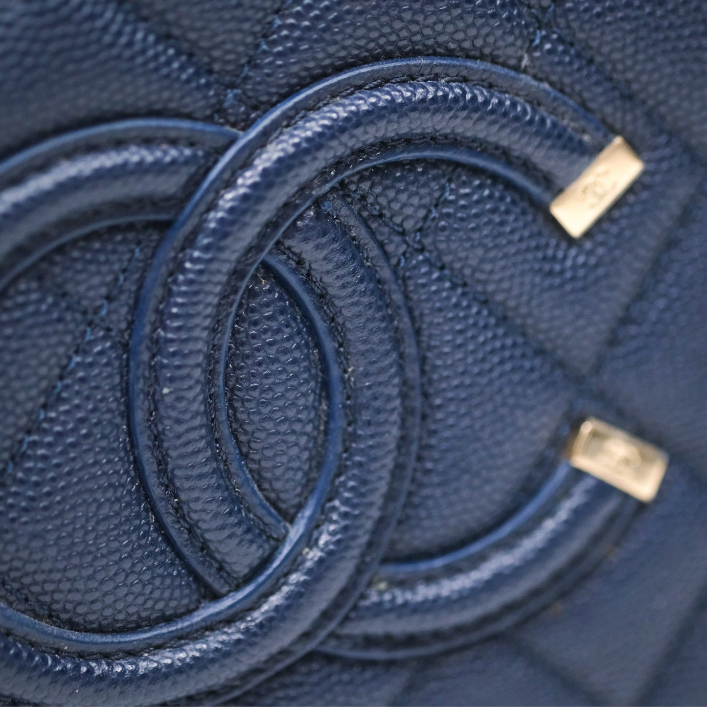 Chanel Quilted Medium CC Filigree Vanity Case Dark Navy Caviar Gold Hardware